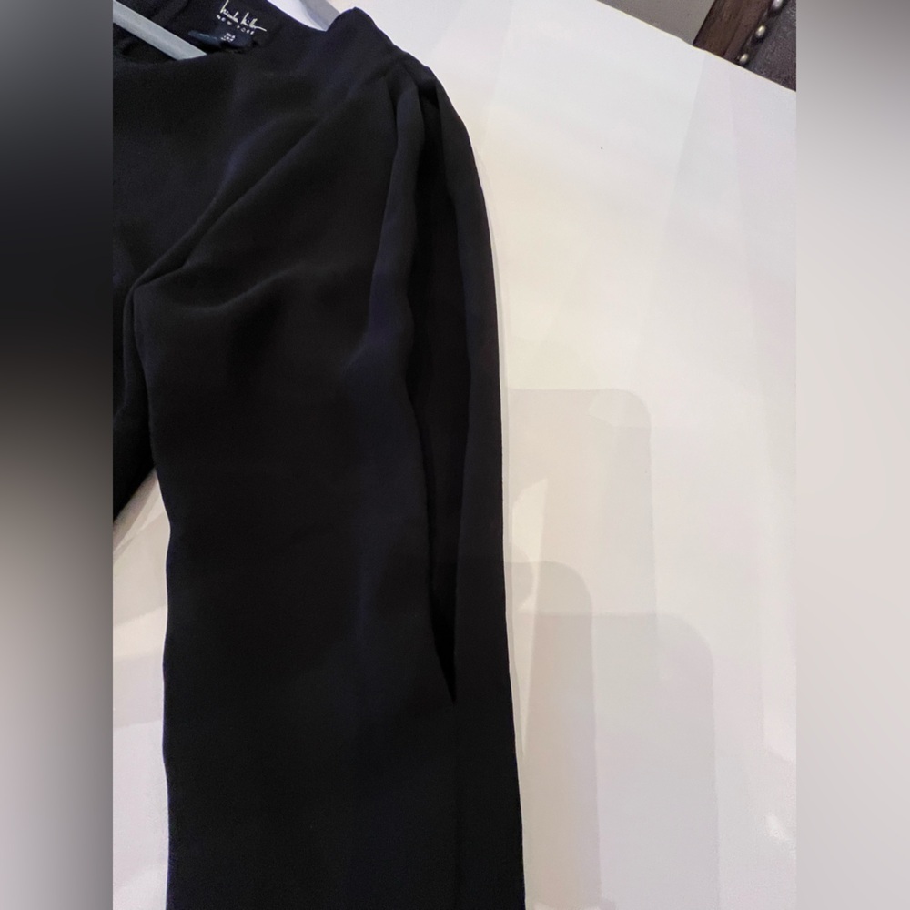 NICOLE MILLER LONG SLEEVE BLACK DRESS. SIZE 0.  UNIQUE OPEN PLEAT SLEEVES - Picture 8 of 9